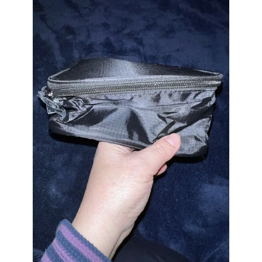 NWOT NATORI Black PackingTravel Bag With Handle